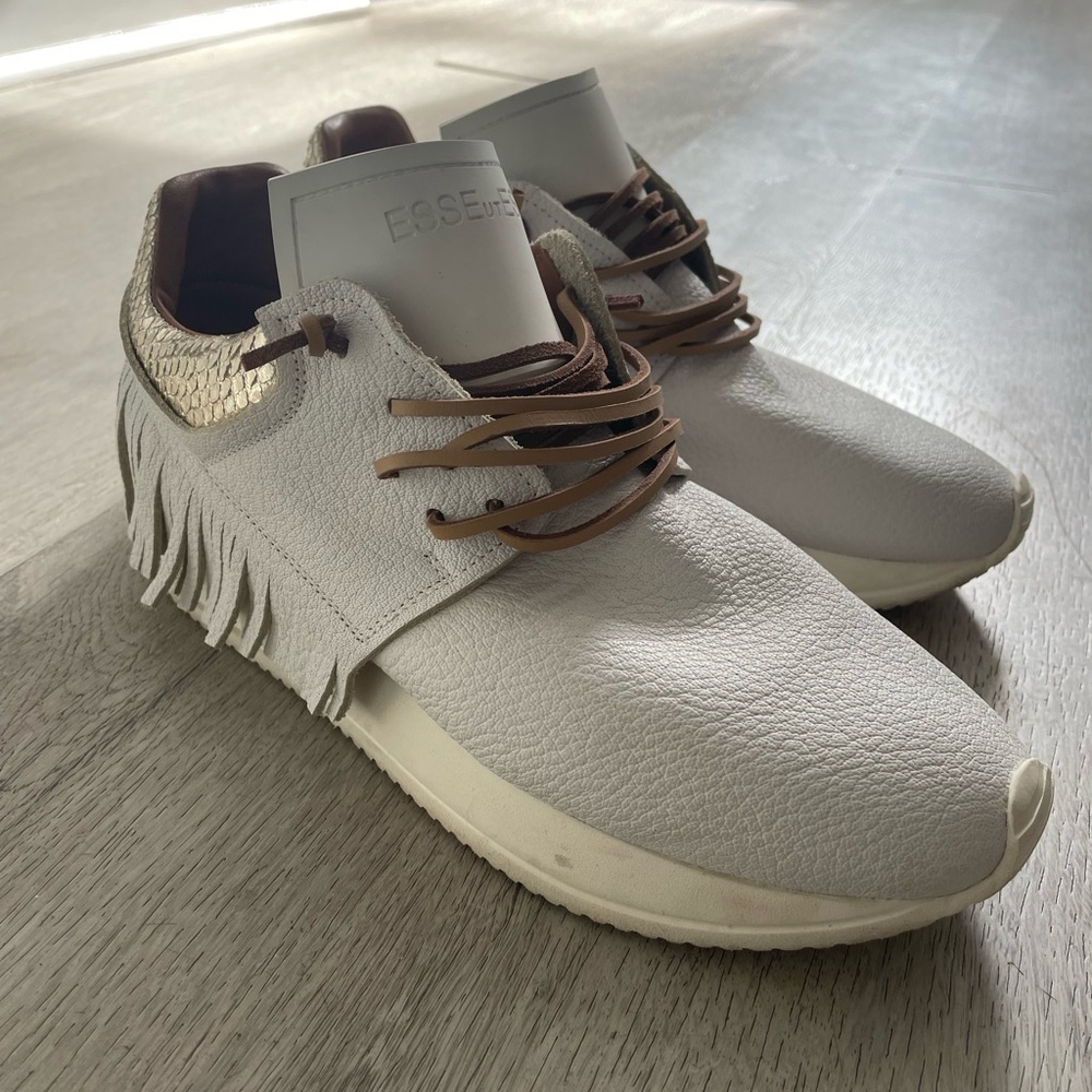 Hardly worn Esseutesse fringe sneaker